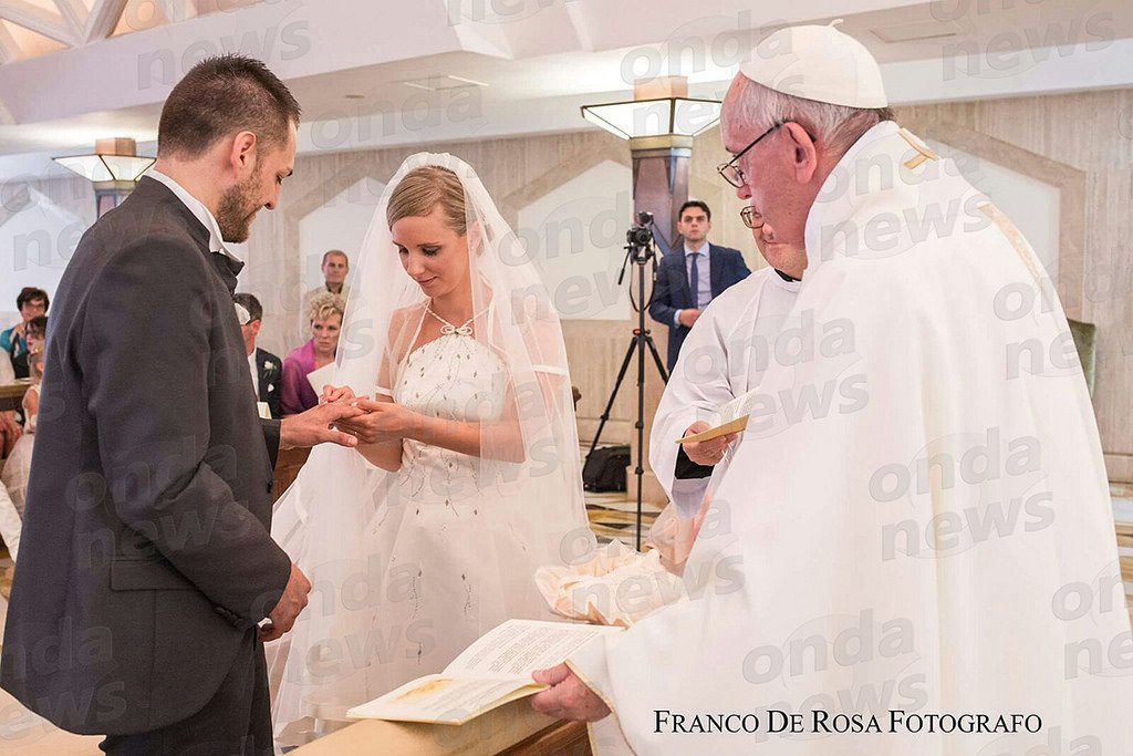 Pope Francis presides at marriage of  young deaf couple at Casa Santa Marta
